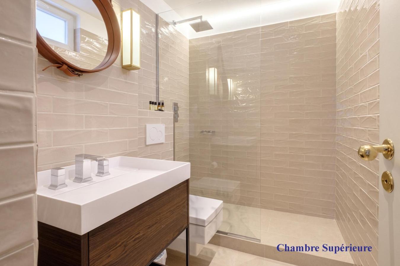 Hotel Boileau Paris Exterior photo